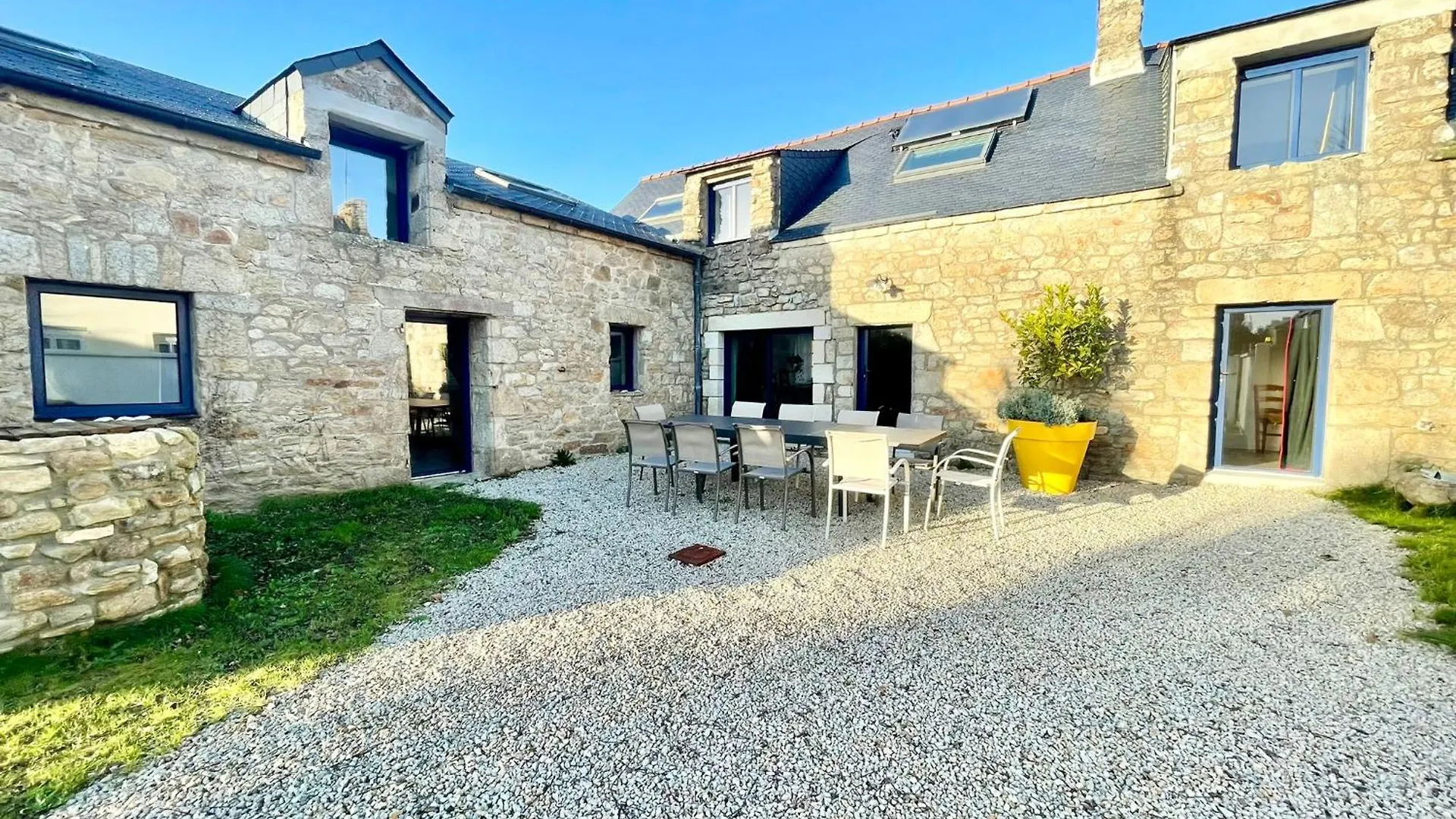Riantec- Ti Gwenvael - Grande Maison Avec Baby Foot Et Terrain Clos 0*, Riantec Frankreich